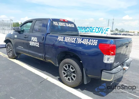 2010 Toyota Tundra Grade V6 z USA, uszkodzony, nr VIN 5TFRU5F15AX022089